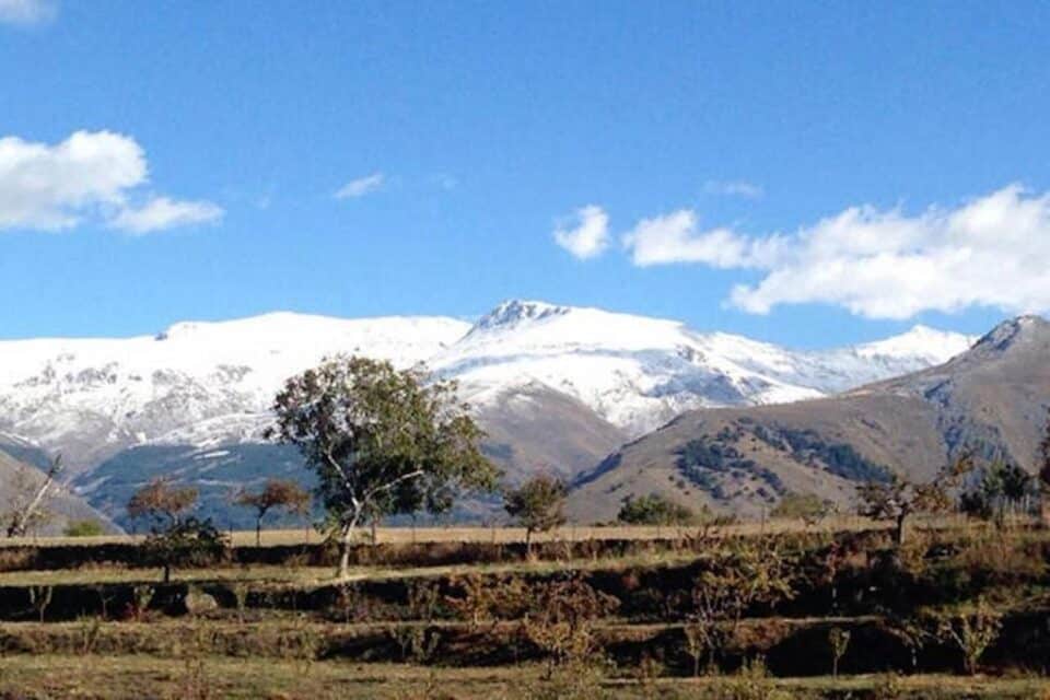 Acogedora Casa Rural en Sierra Nevada, con piscina y barbacoa - Imagen 24