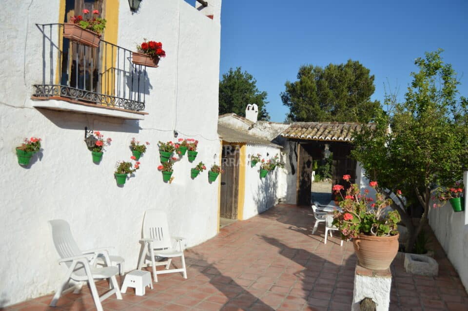 Casa Rural en Alfarnatejo con piscina, barbacoa y gran jardín - Imagen 56
