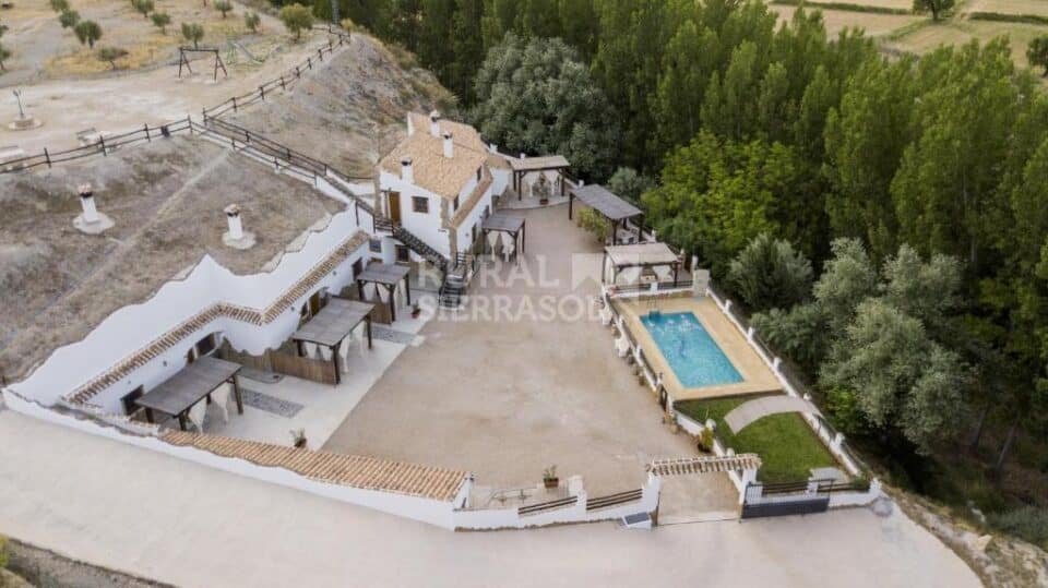 Espléndida Casa Cueva con barbacoa, piscina y wi-fi, en Castilléjar - Imagen 44