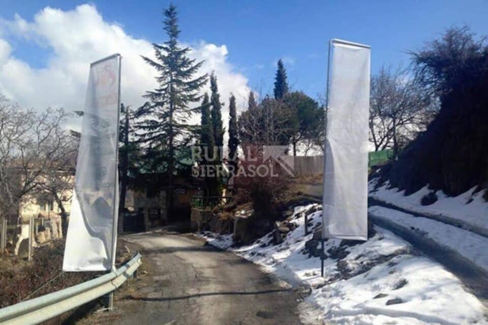 Acogedora Casa Rural en Sierra Nevada, con piscina y barbacoa - Imagen 32