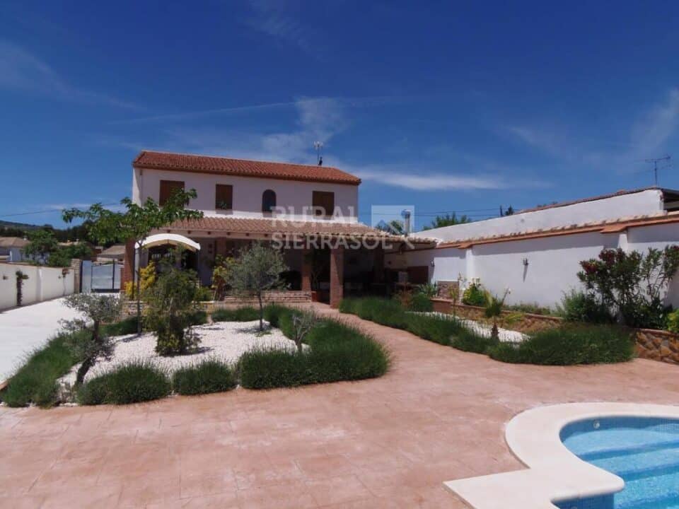 Casa Rural junto al Pantano de Bermejales, con piscina y barbacoa - Imagen 7