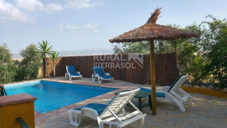 Original y auténtica Casa Rural en Cañete La Real con chimenea y piscina - Imagen 7