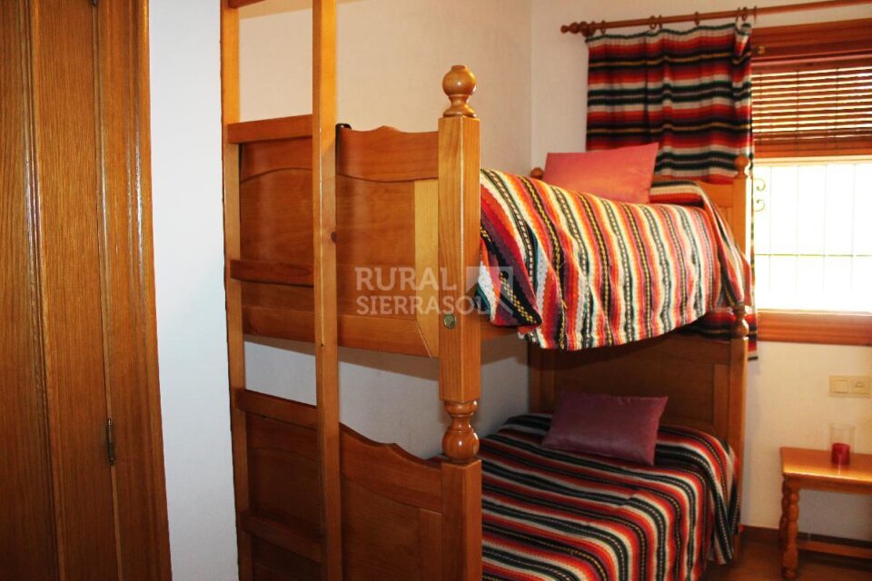 Bonito Apartamento Rural en Capileira, con calefacción central y wifi - Imagen 7