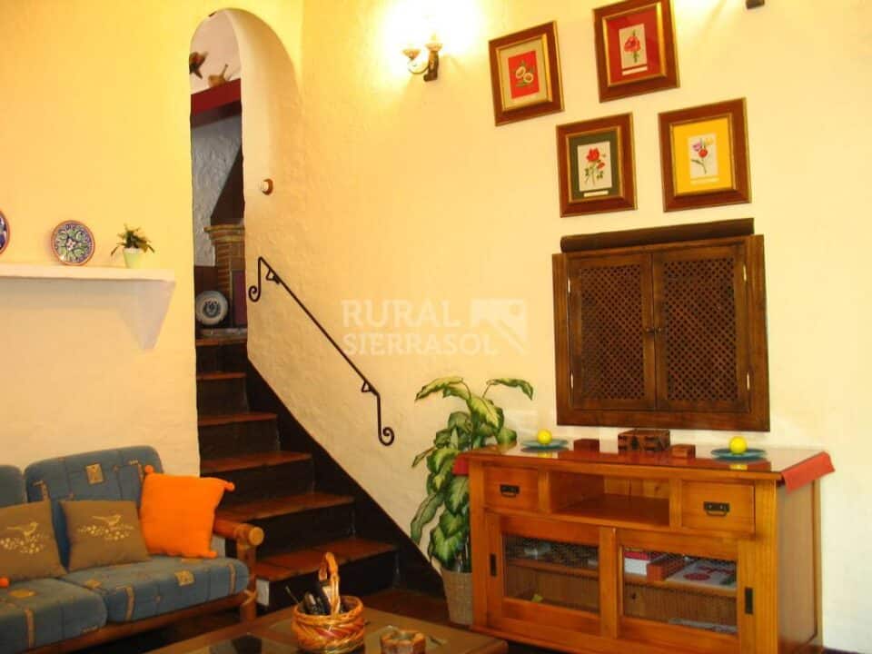Maravillosa Casa Rural en Casabermeja, con piscina barbacoa y wifi - Imagen 6