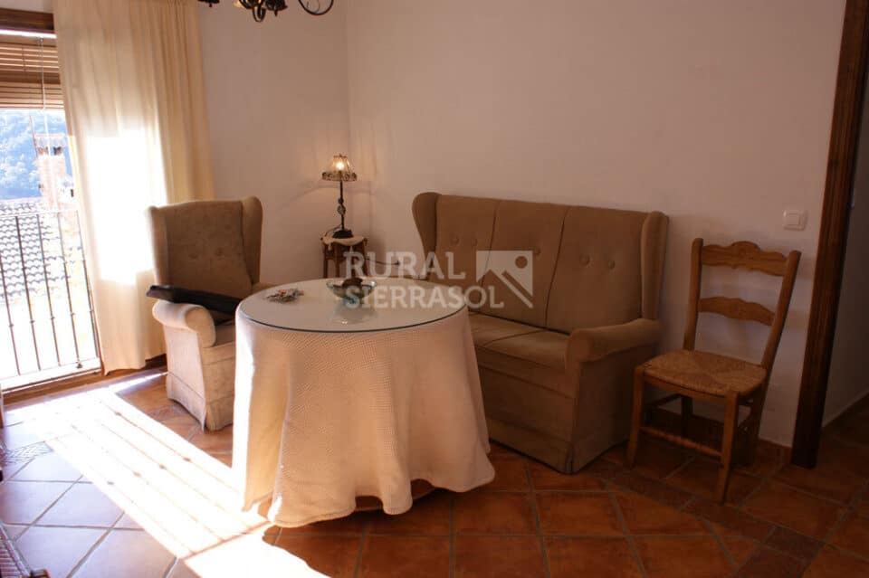 Apartamento Rural en Genalguacil, con estufa de leña - Imagen 9