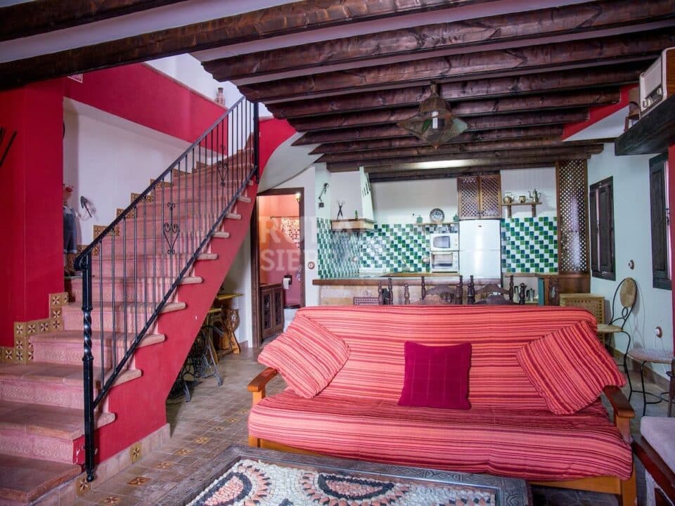 Gran Casa Rural cerca de la playa con barbacoa y aire acondicionado - Imagen 9