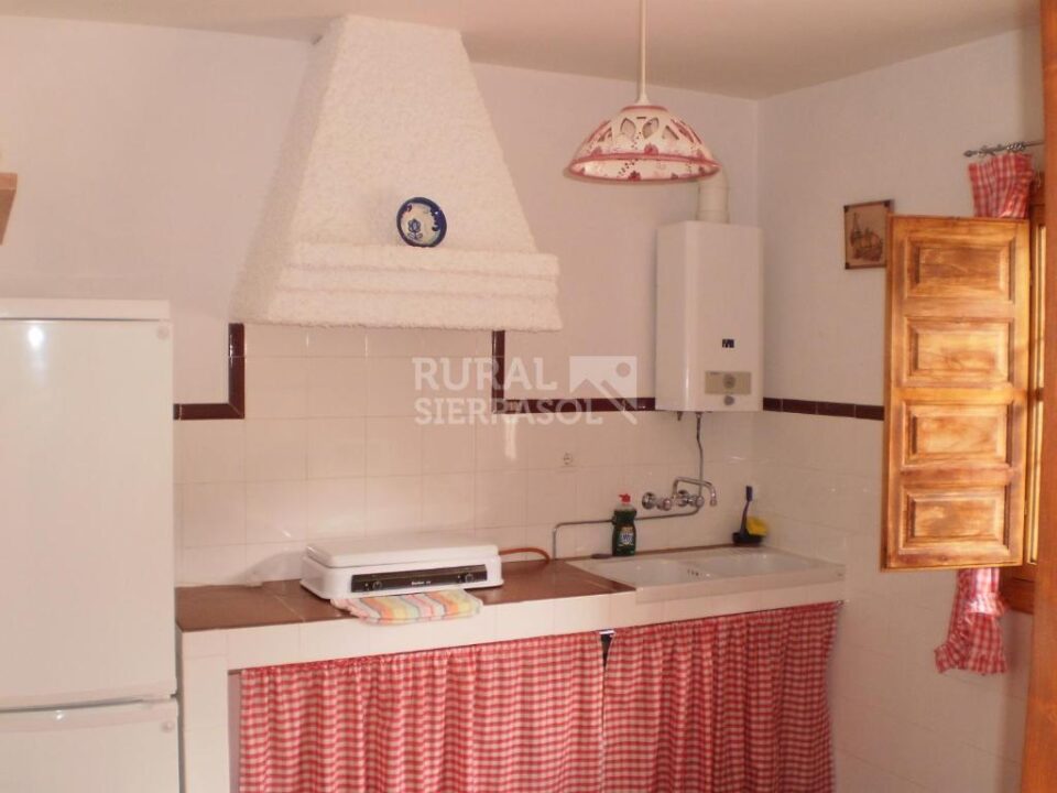 Acogedora Casa Rural en Los Romanes, con aire acondicionado y wi-fi - Imagen 7