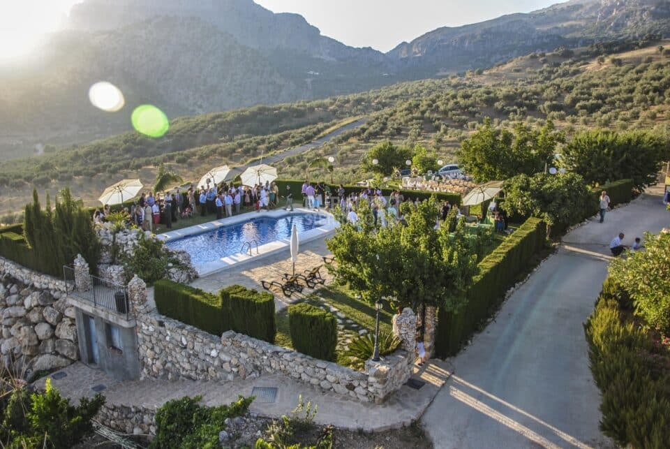 Precioso Alojamiento Rural en Periana con piscina rodeada de césped y wi-fi - Imagen 51
