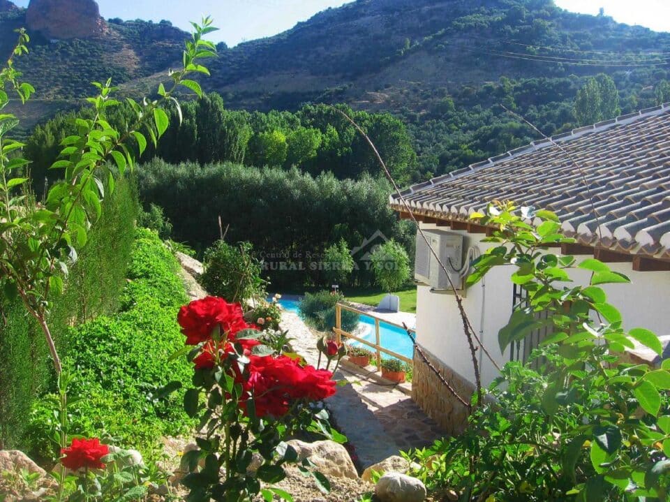 Precioso Alojamiento Rural en Castril, con bañera hidromasaje y wifi - Imagen 18