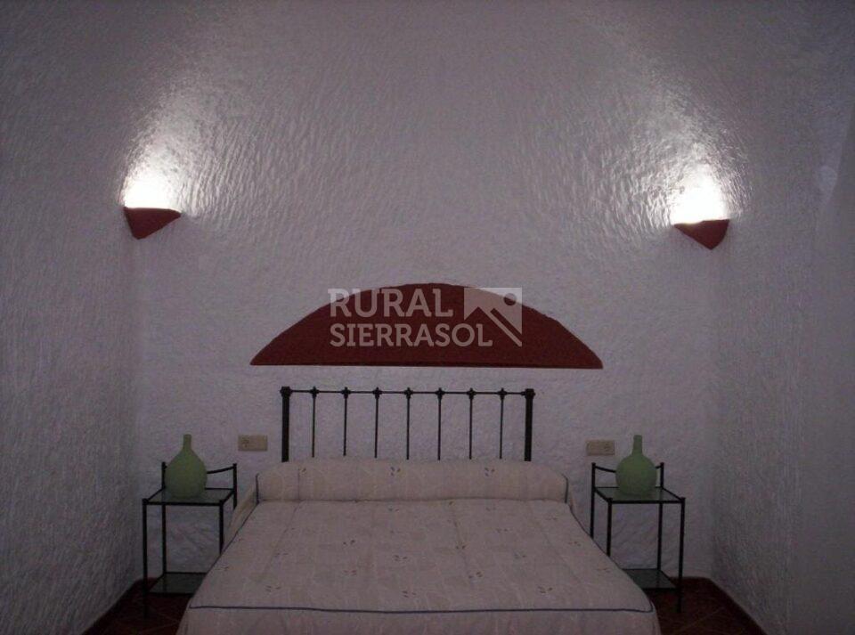 Acogedora Casa Cueva en Fonelas, con piscina, barbacoa y wi-fi - Imagen 7