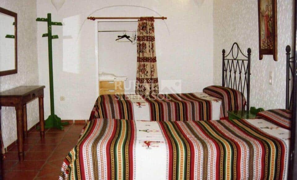 Casa Cueva con piscina y wi-fi en Guadix - Imagen 8