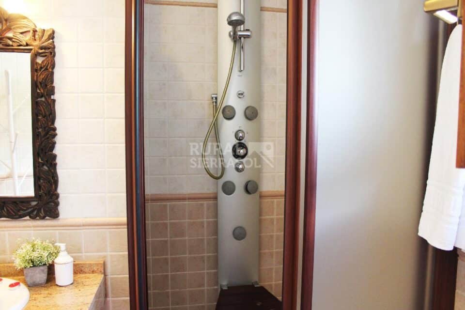 Romántico Alojamiento Rural en Capileira con columna hidromasaje - Imagen 8