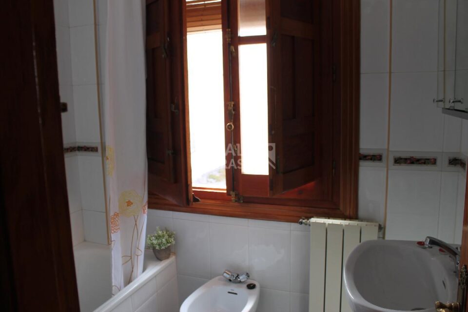 Coqueto Apartamento Rural en Capileira, con preciosas vistas al pueblo y al campo - Imagen 8