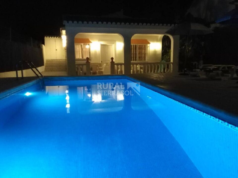 Bonita Villa a 3 km de la playa - Imagen 54