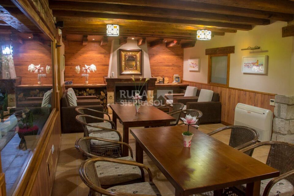 Sensacional apartamento rural en pleno Altiplano de Granada, con chimenea, piscina y wifi - Imagen 43