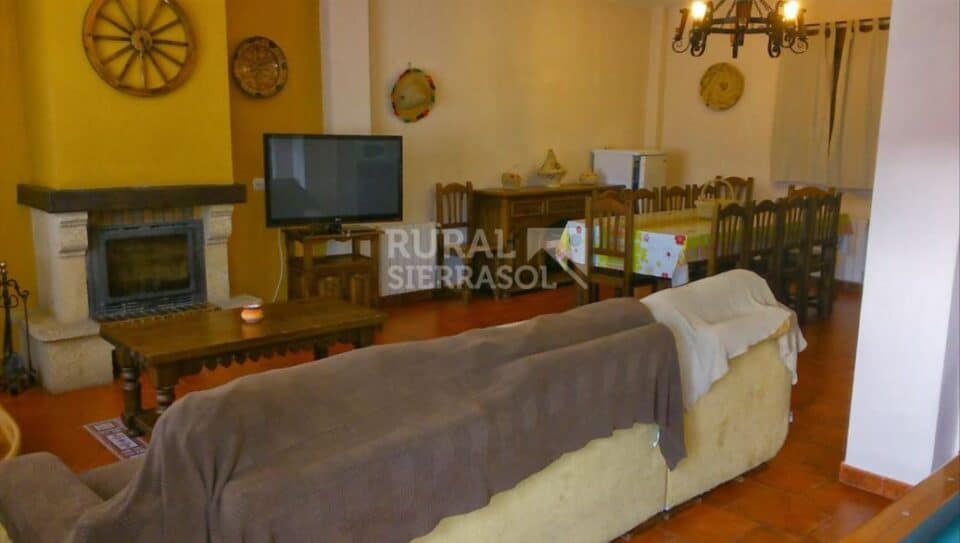 Preciosa Casa Rural en Benaoján con piscina, barbacoa y chimenea - Imagen 9