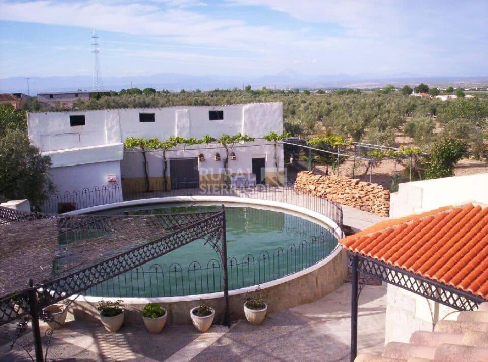 Preciosa Casa Rural en Caniles, con chimenea y bonitos jardines - Imagen 42