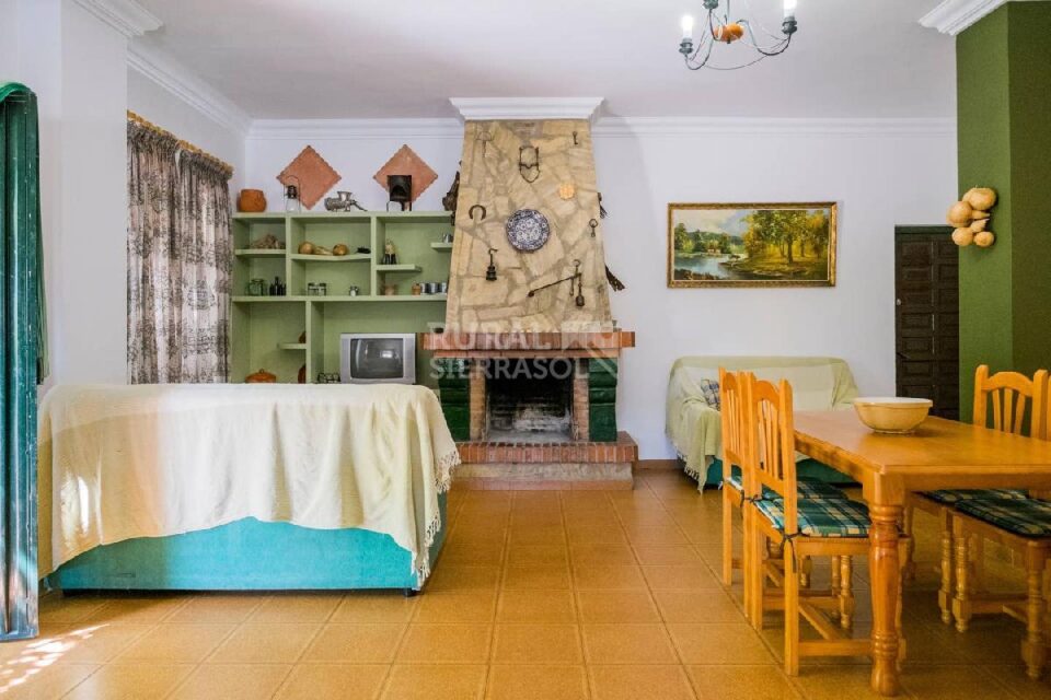 Bonita Villa en Nerja, a 10 minutos de la playa - Imagen 9