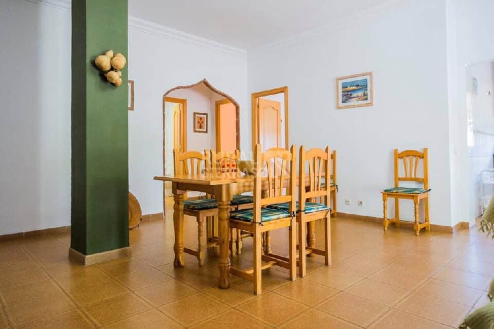 Bonita Villa en Nerja, a 10 minutos de la playa - Imagen 10