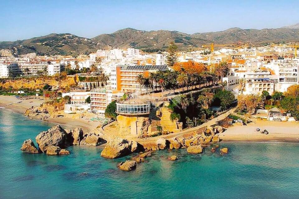 Bonita Villa en Nerja, a 10 minutos de la playa - Imagen 49