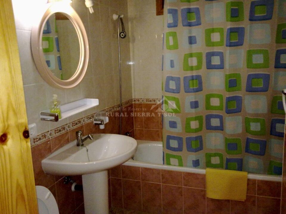 Apartamento Rural cerca de la playa con piscina, aire acondicionado y wi-fi - Imagen 34
