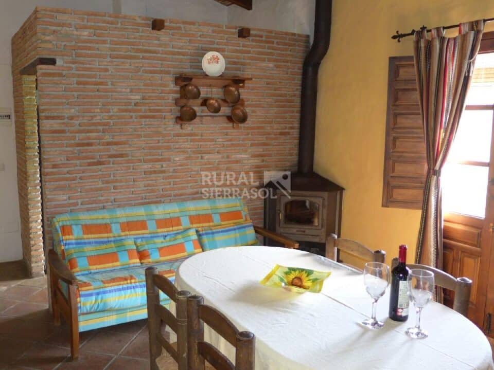 Casa Rural en El Borge, con piscina, barbacoa y wifi - Imagen 15