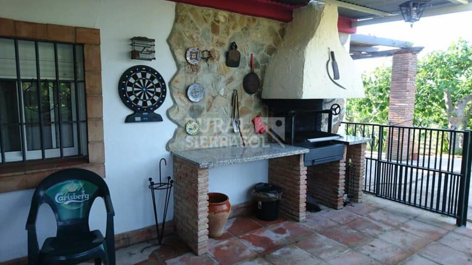 Bonita Villa en Ronda con preciosos jardines y aire acondicionado - Imagen 5