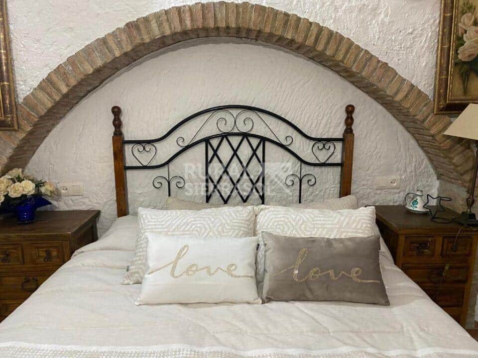 Casa Cueva en Guadix, con bañera hidromasaje - Imagen 10
