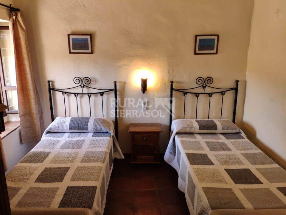 Habitación doble de casa rural en Periana (Málaga) referencia 1086
