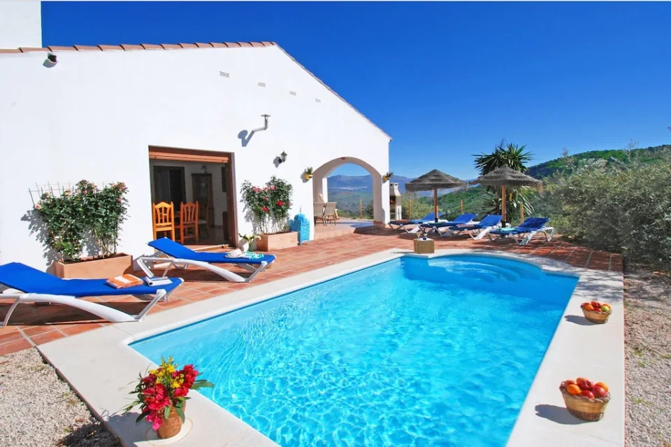 Preciosa Casa Rural en Comares, con piscina climatizada - Imagen 18