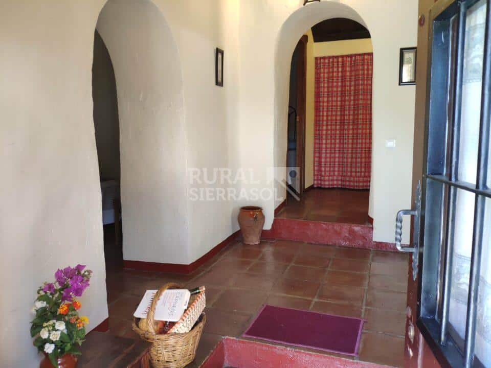 Pasillo de casa rural en Periana (Málaga) referencia 1086