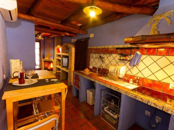Salón cocina de Apartamento rural en Ubrique (Cádiz)-0847