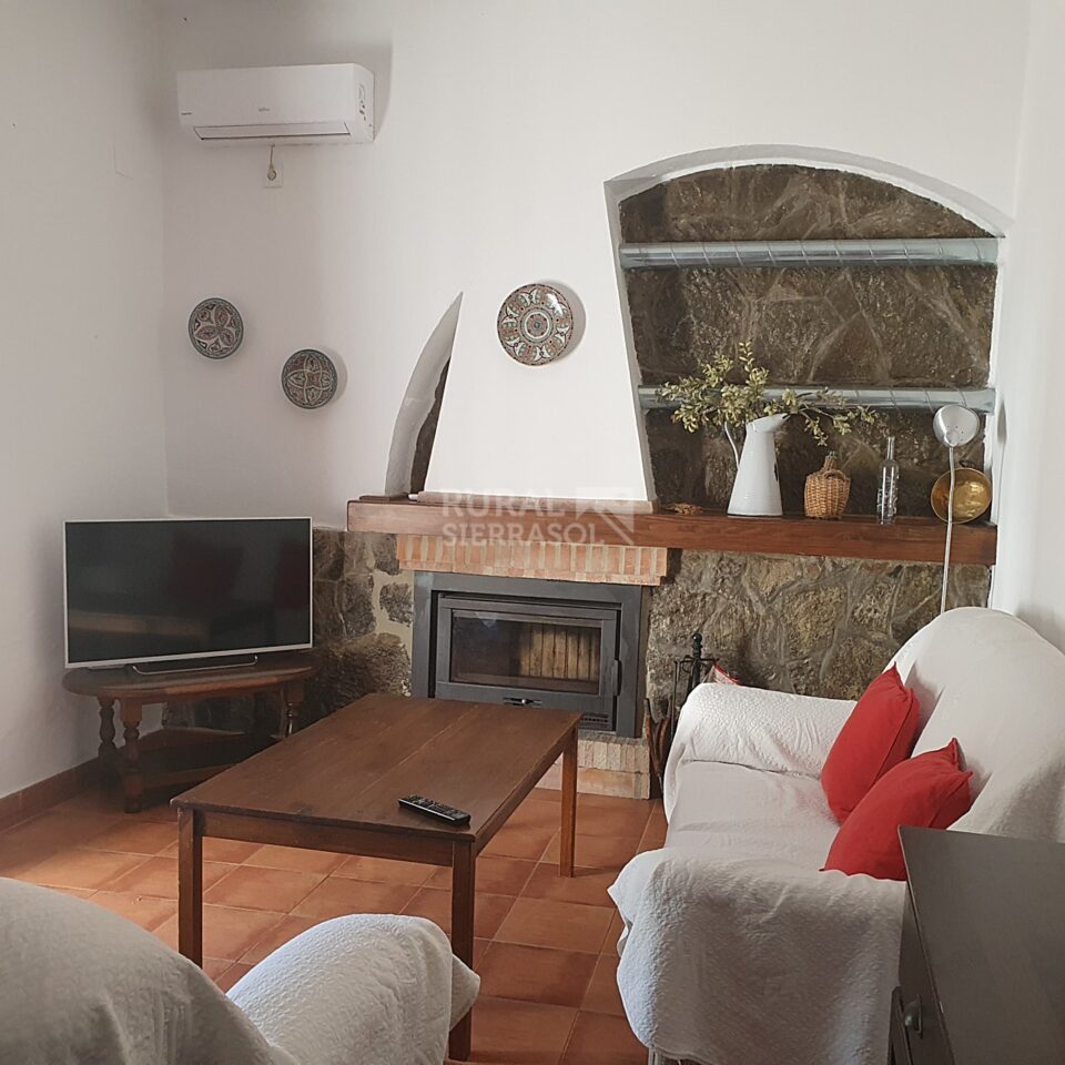 Conjunto de dos Casas Rurales en El Bosque con chimenea y barbacoa - Imagen 10