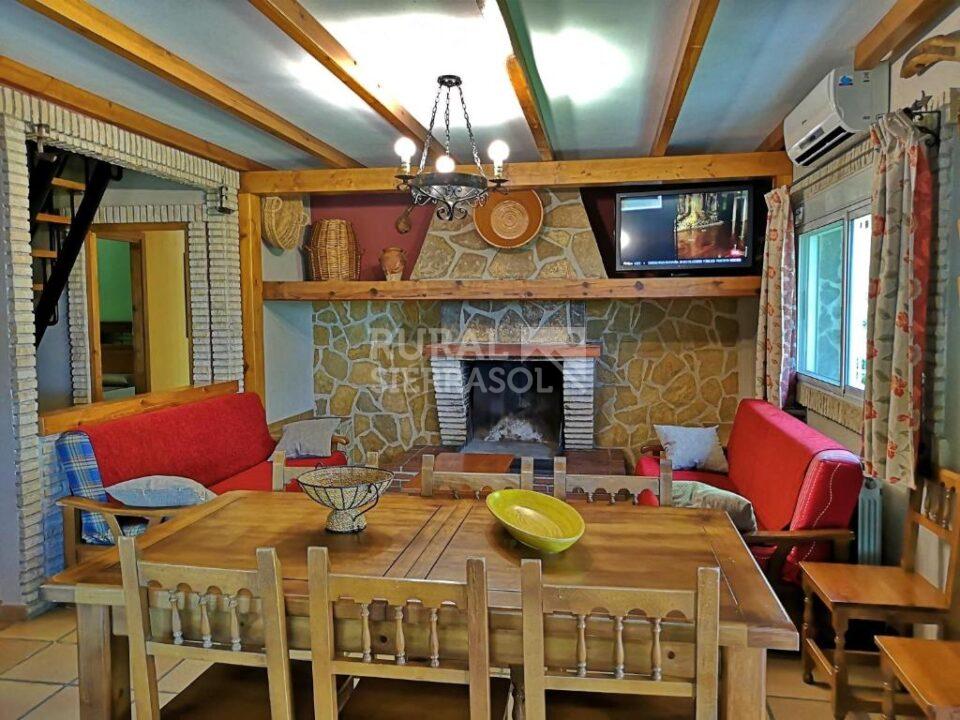 Espléndida Casa Rural en La iruela, con piscina privada, aire acondicionado y barbacoa - Imagen 10