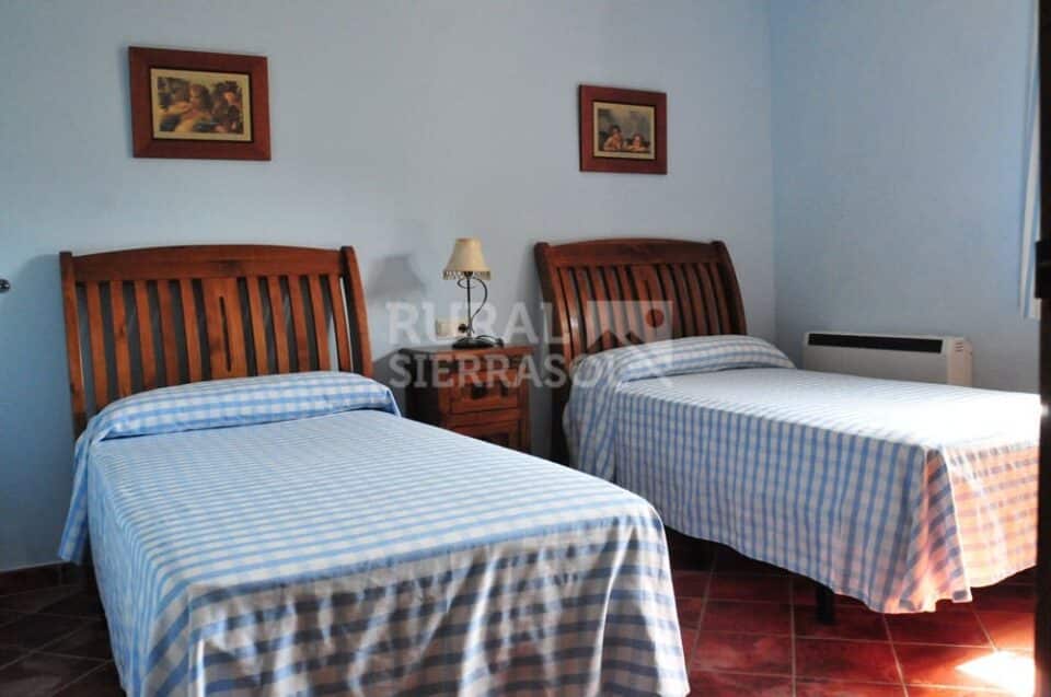 Complejo Rural en Priego de Córdoba, con amplio salón social, piscina - Imagen 10