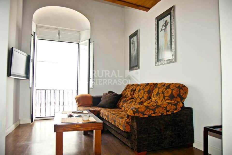 Amplio Apartamento Rural cerca de la playa con wi-fi y columna hidromasaje - Imagen 3