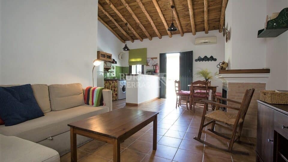 Casa Rural en El Bosque con chimenea, aire acondicionado y barbacoa - Imagen 11