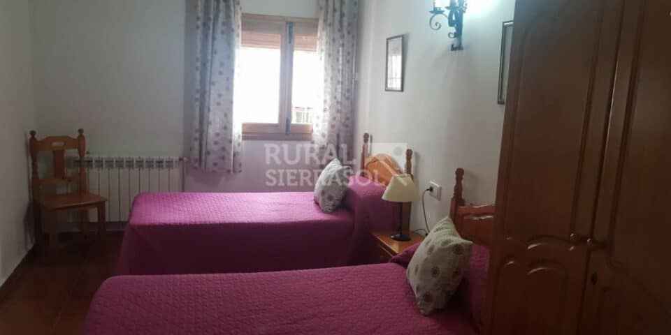 Acogedora Vivienda Rural en Hornos de Segura, con chimenea y barbacoa - Imagen 11
