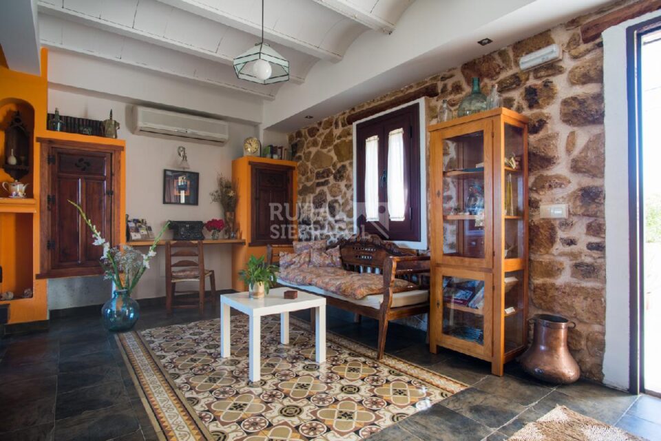 Acogedoras Casas Rurales en Chiclana de Segura, con vistas espectaculares - Imagen 8