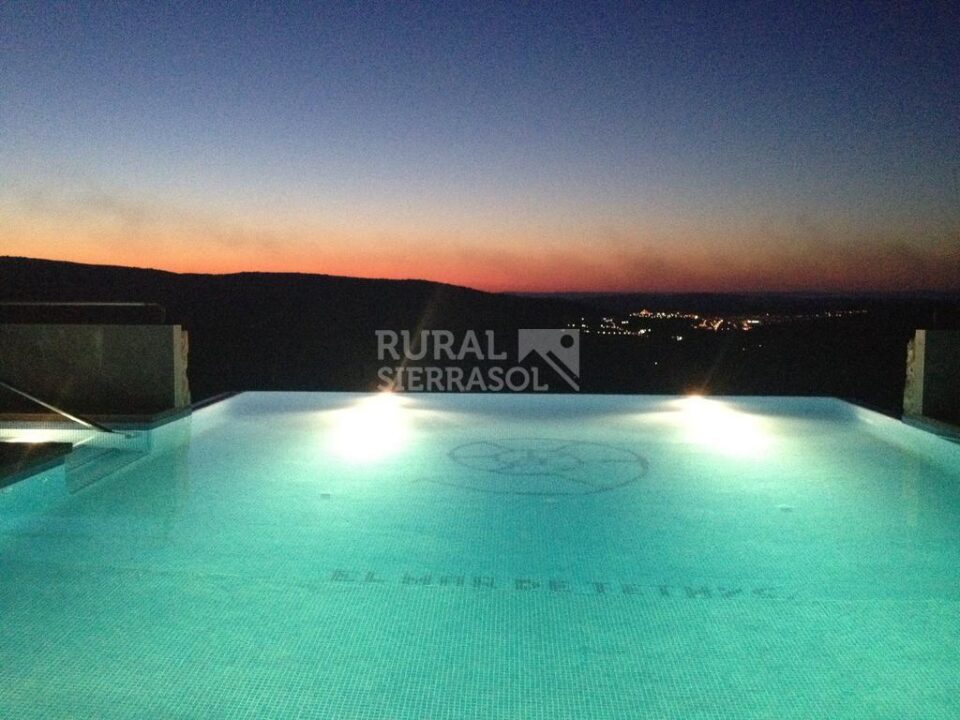 Precioso Apartamento Dúplex en Luque, con piscina y aire acondicionado - Imagen 31