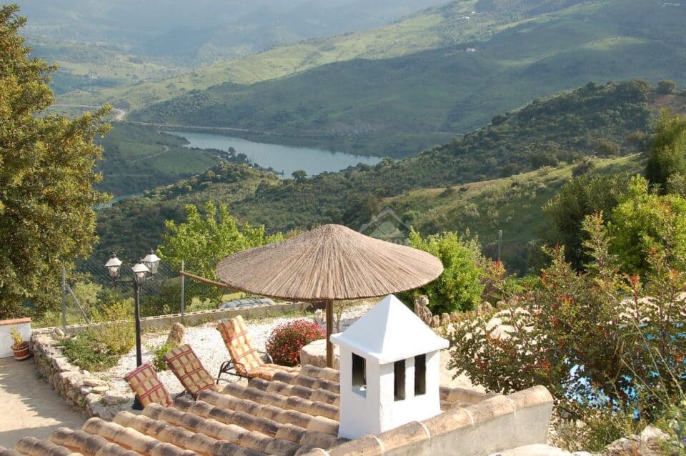 Maravillosa Casa Rural en El Gastor con piscina, barbacoa y wi-fi - Imagen 4