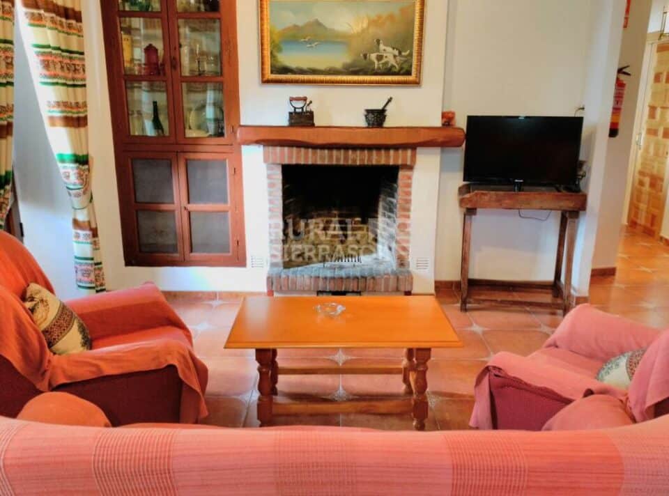 Conjunto Rural en Alcalá la Real, con amplio salón de reuniones - Imagen 17