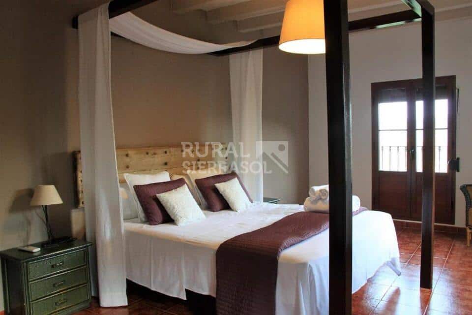 Excepcional Cortijo en El Gastor con piscina, chimenea y calefacción central - Imagen 12