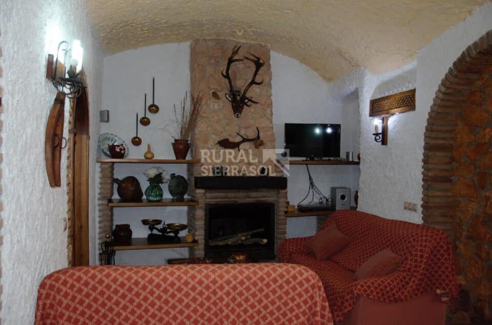 Amplia Casa Cueva en Hinojares, con jacuzzi, barbacoa y wifi - Imagen 21