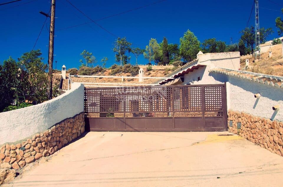 Casa Cueva con bañera hidromasaje, barbacoa y wifi, en Hinojares - Imagen 14