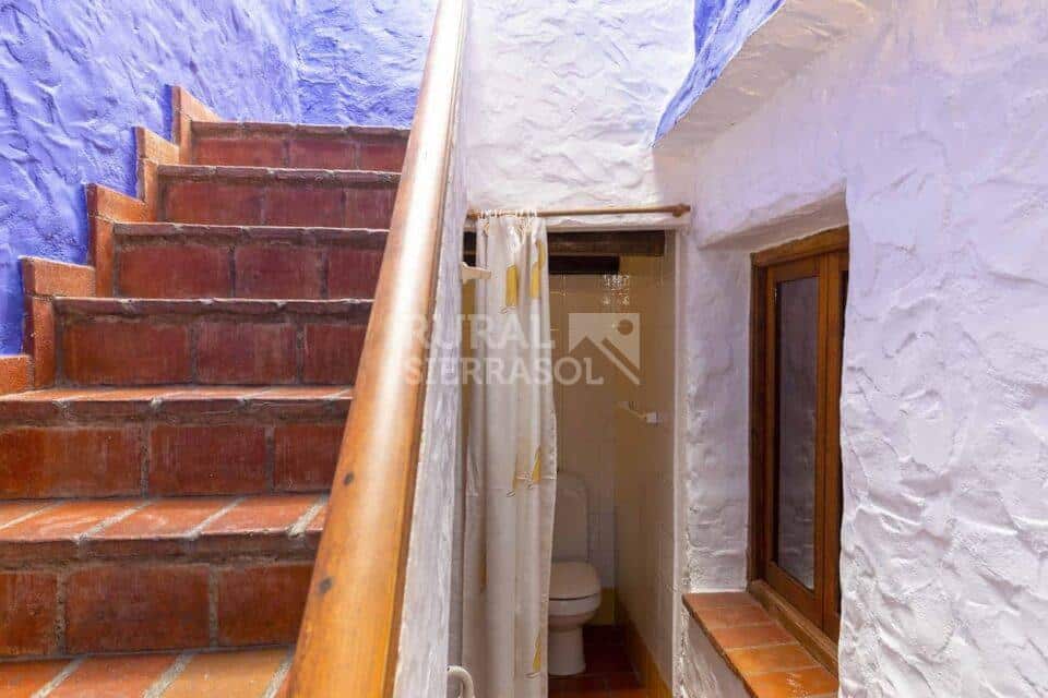 Escalera 1 de casa rural en Benaocaz (referencia 1249)