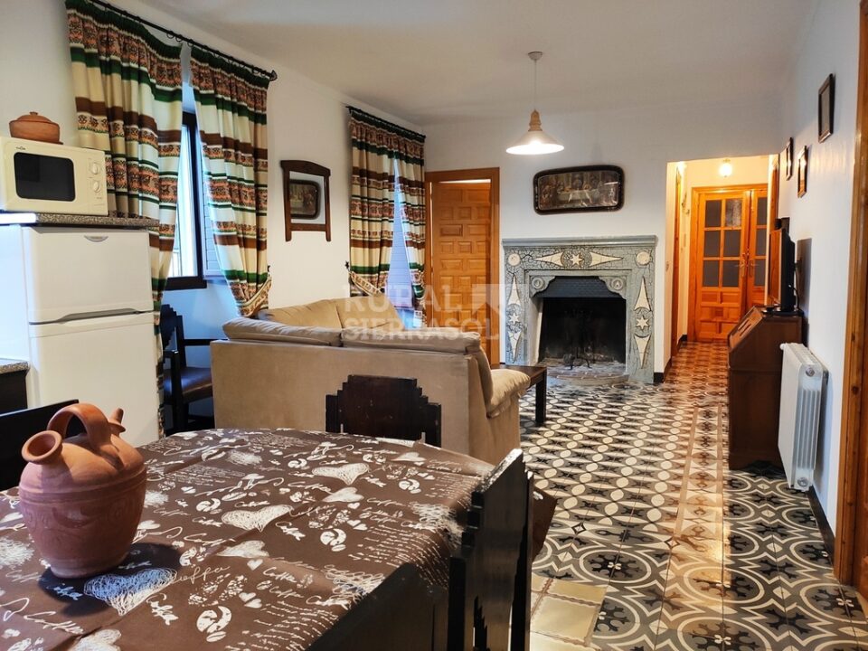 Conjunto Rural en Alcalá la Real, con amplio salón de reuniones - Imagen 25