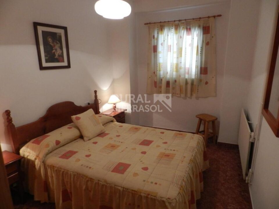 Sensacional Apartamento Rural en Arroyo Frío, con chimenea, barbacoa y wifi - Imagen 13