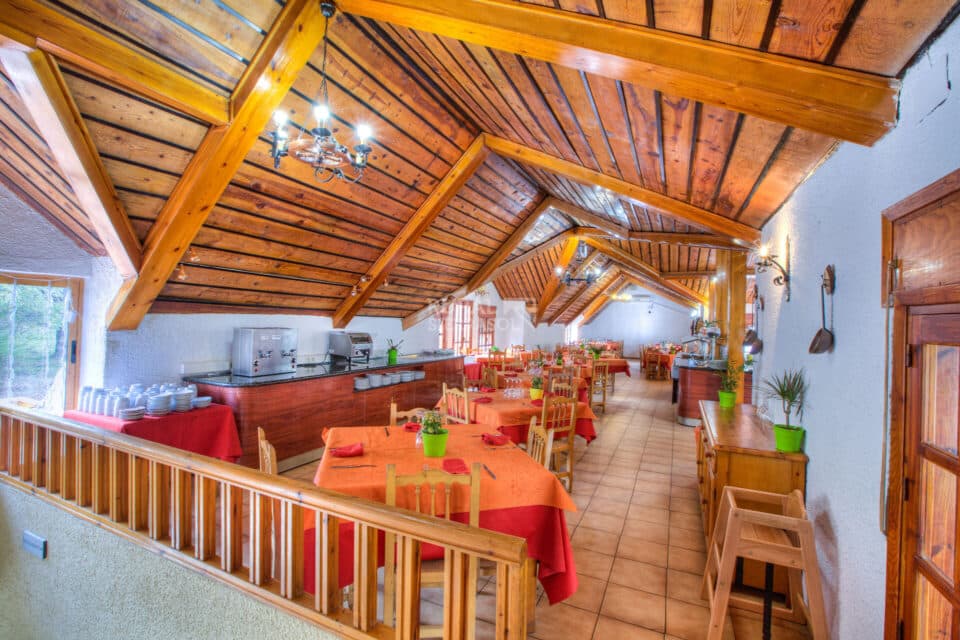 Fascinante Alojamiento Rural para 6 personas, en Arroyo Frío, con piscina, aire acondicionado y 3 baños - Imagen 30