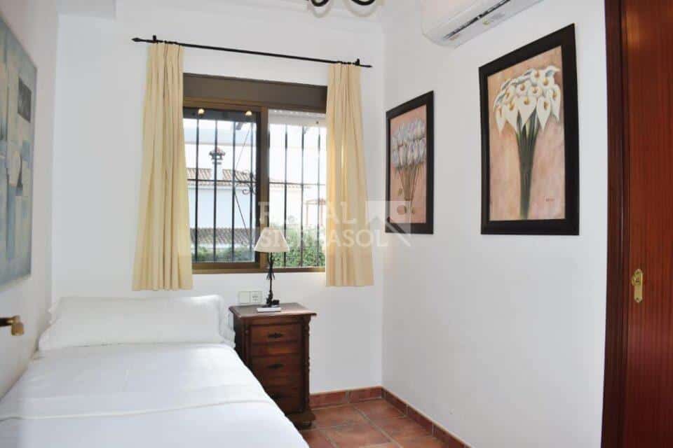 Precioso Chalet junto a la playa en Conil de la Frontera - Imagen 25